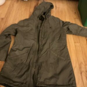 American Eagle Outfitters Olive Puffer Jacket